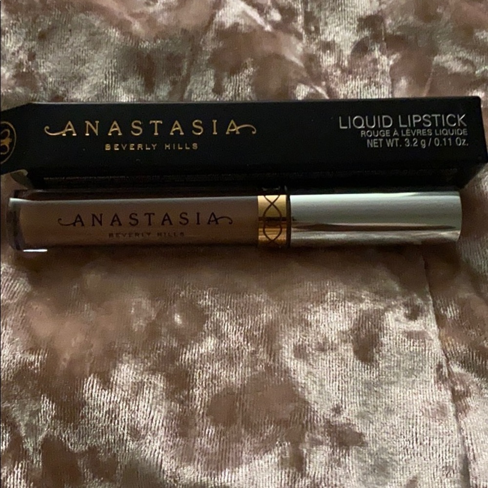 Anastasia Beverly Hills lipstick